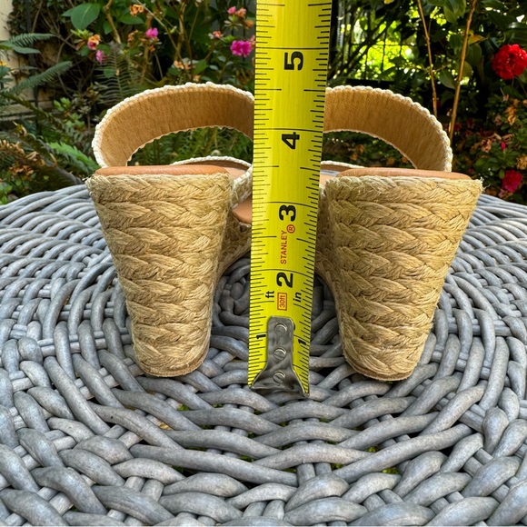 Andre Assous Nolita Raffia Wedge Slide Sandal Beige White Sz 7 - Picture 10 of 11